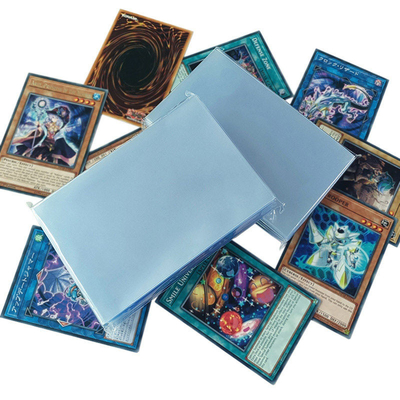 I pp rimuovono le maniche della carta di dominio per dixit la carta del gioco di Mysterium