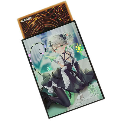 La figurina di vendita calda di Yugioh collega le maniche con un manicotto di plastica su ordinazione della carta di 62x89mm Art Printed Anime Card Sleeves MTG